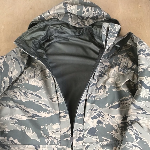 US Army All Purpose Environmental Camouflage Parka Mens Small Hooded Insulated - Picture 4 of 10